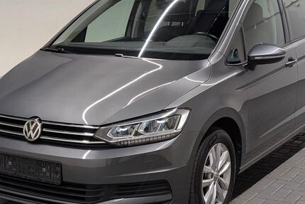 VW Touran 102.670 km 18.480 &euro; Langenweddingen 39171