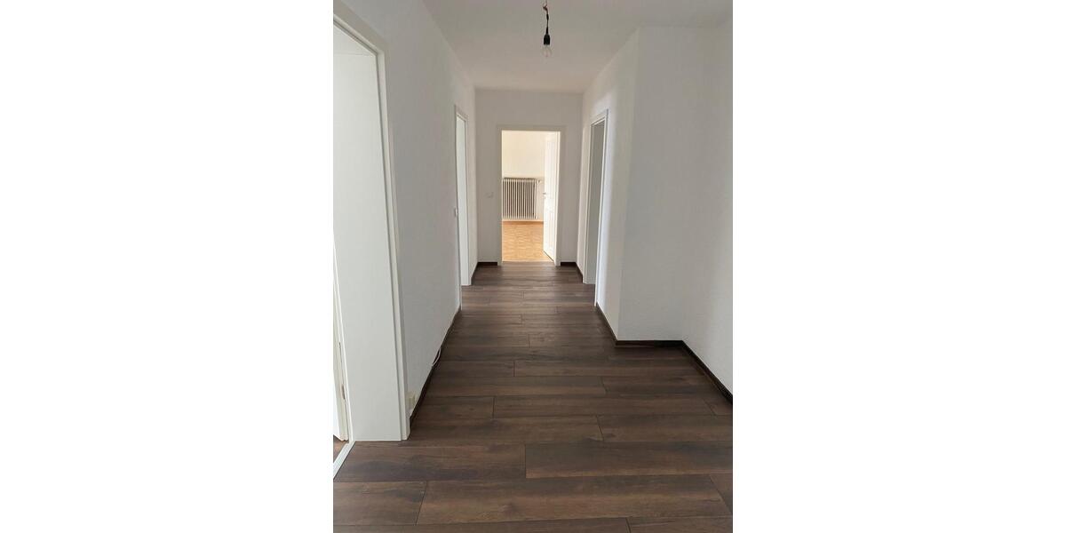 5-Zimmer Wohnung in ruhiger Lage, Zentrumsnähe 5 zimmer