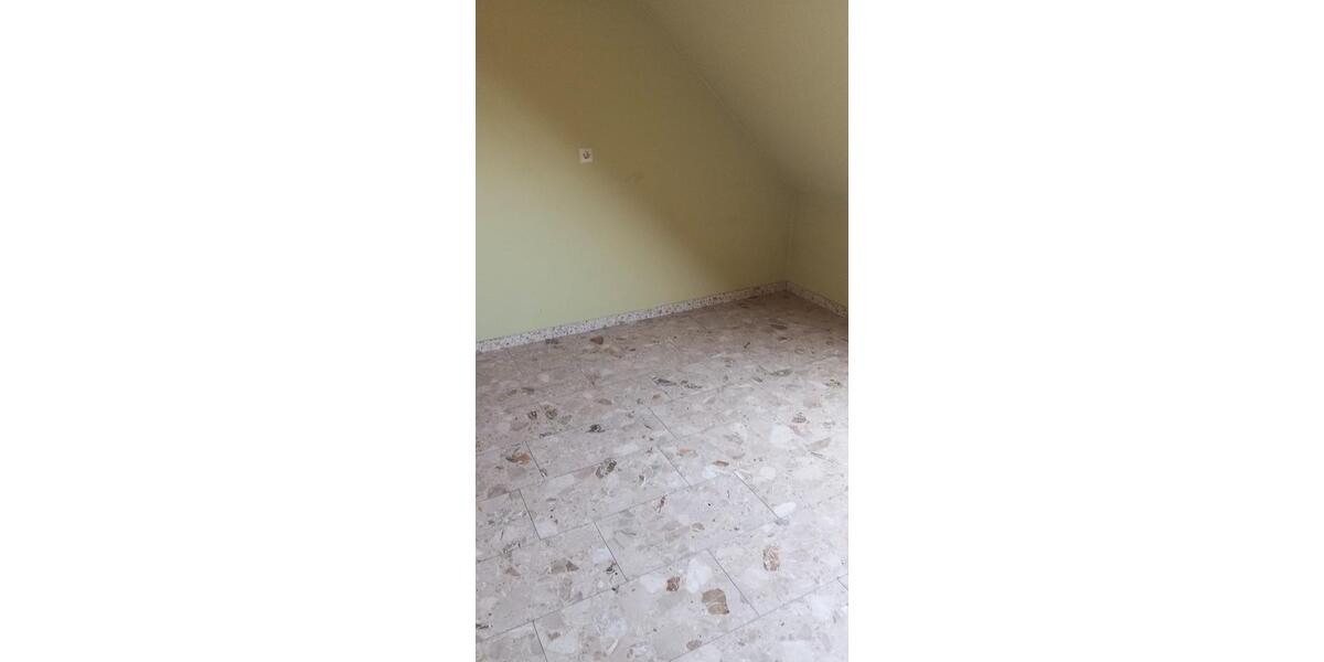 Dachgeschoßwohnung Gerstetten - 1.5 Zimmer, 45 m&sup2;, 400&euro; | Angebot:25405924