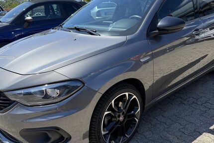 Fiat Tipo 73.432 km 14.490 &euro; Bruchsal 76646