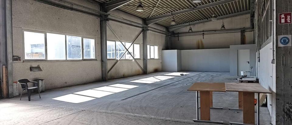 Neues Büro + Lager Wifi Tor & Tür 24hrs Kamerasteuerung