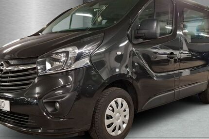 Opel Vivaro 92.967 km 19.440 € Hamburg 22047