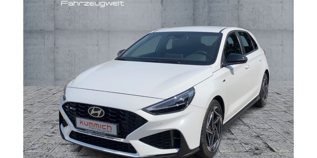 Hyundai i30 12.500 km 29.590 &euro; Michelfeld 74545