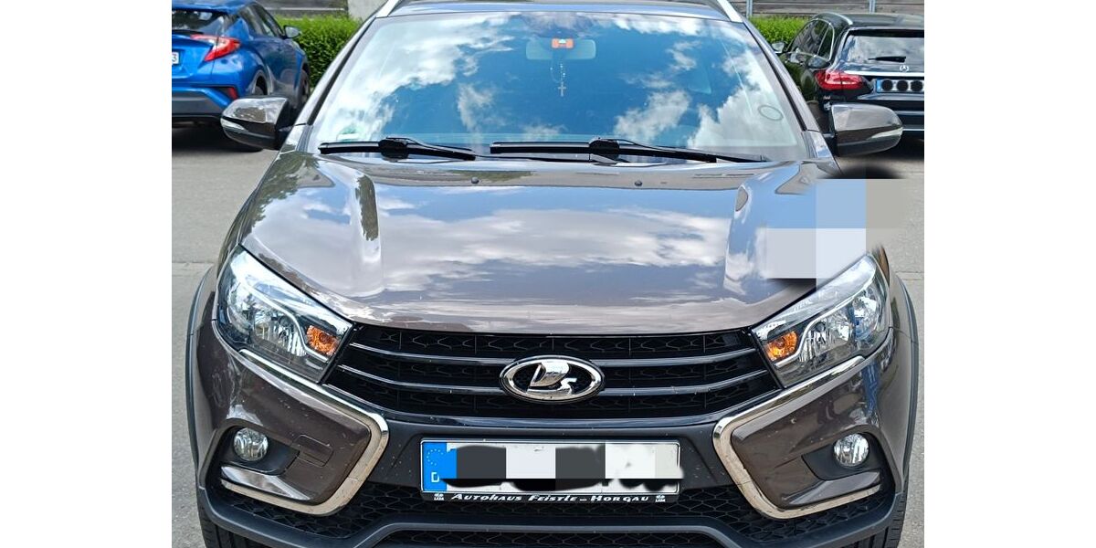 Lada Vesta 68.000 km 10.650 &euro; Ehingen (Donau) 89584