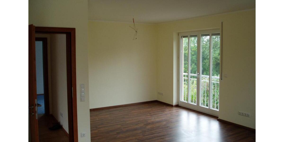 Terrassenwohnung Ergoldsbach Langenhettenbach - 4 Zimmer, 116 m&sup2;, 1.020&euro; | Angebot:26398513
