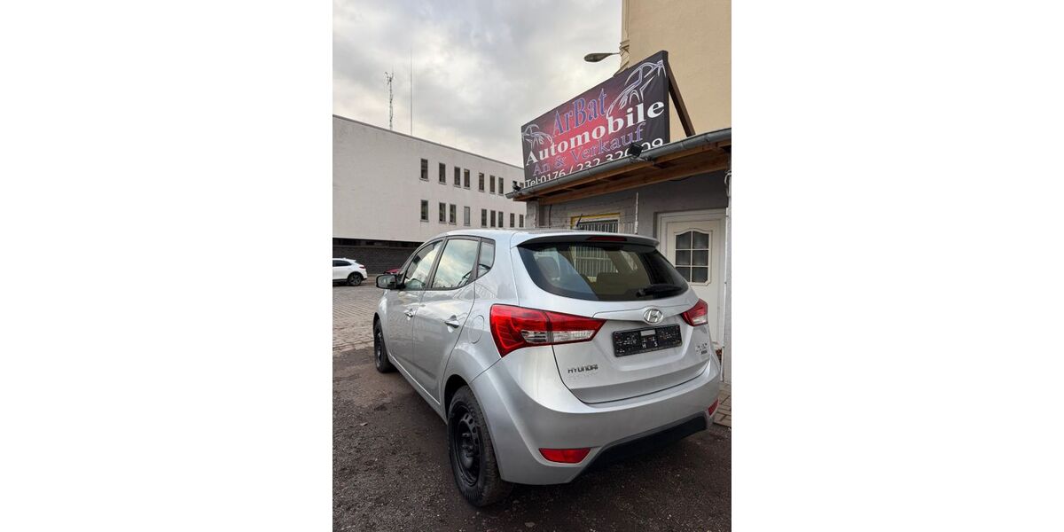 Hyundai ix20 98.000 km 6.100 &euro; Magdeburg 39106