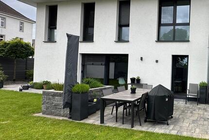 Modernes 5,5 Zimmer-Doppelhaus Wohnung mit Garten Osnabrück-Hafen