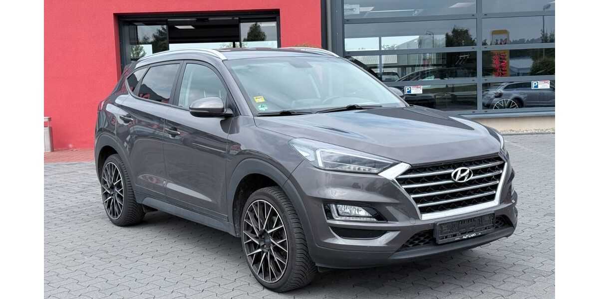 Hyundai TUCSON 99.000 km 14.690 &euro; Helmstedt 38350