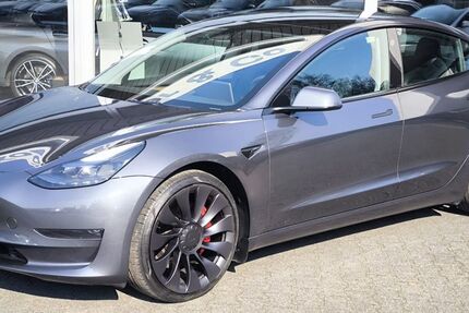 Tesla Model 3 65.335 km 32.450 &euro; Dieburg 64807