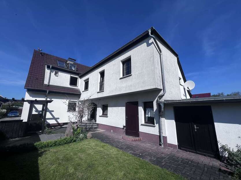 Haus zum Kaufen in Meuselwitz 170.000 € 183 m²