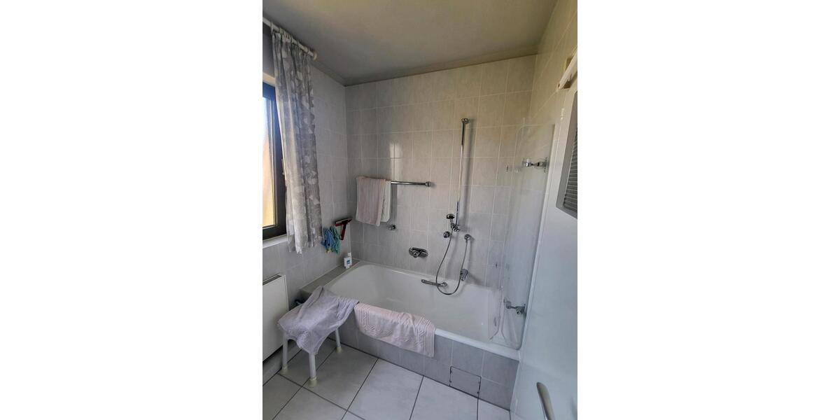 Reihenhaus Bremen Burglesum - 5 Zimmer, 120 m&sup2;, 330.000&euro; | Angebot:26423121