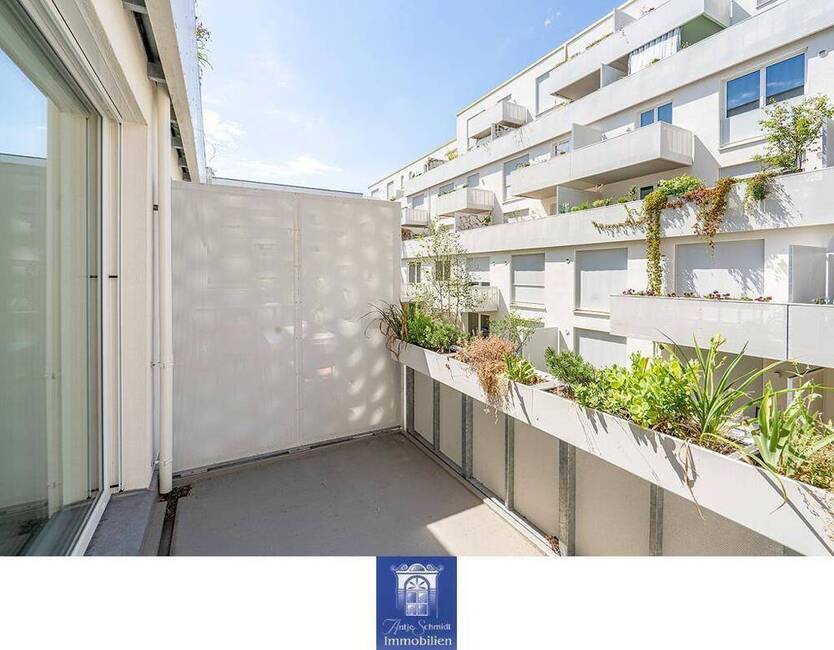 Charmante NeubauWohnung mit hofseitigem Balkon, Fußbodenheizung, EBK, Gäste-WC!