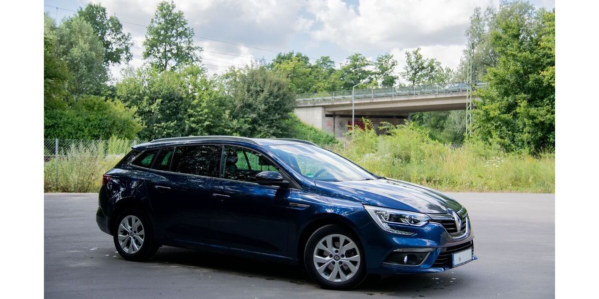 Renault Megane 60.590 km 14.500 &euro; Schwäbisch Gmünd 73527