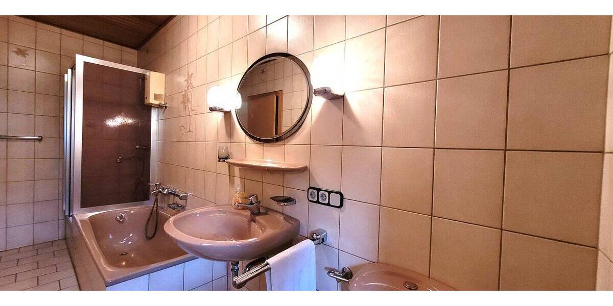 Reihenendhaus Irsch - 5 Zimmer, 160 m&sup2;, 275.000&euro; | Angebot:25797471