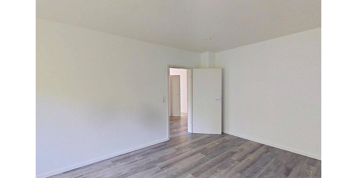 Etagenwohnung Brunsbüttel - 3 Zimmer, 85 m&sup2;, 669&euro; | Angebot:26717217