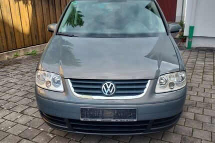 VW Touran 238.200 km 1.800 € Ingolstadt 85053