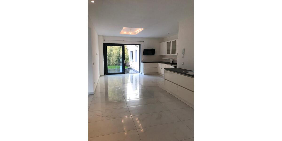 Erdgeschoßwohnung Nackenheim - 3 Zimmer, 144 m&sup2;, 795.000&euro; | Angebot:26639287