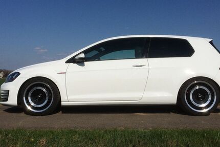 VW Golf 50.000 km 17.500 € Alfter 53347