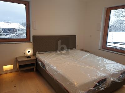 ERSTBEZUG EXKLUSIVER NEUBAU AM CHIEMSEE WHG 29 3 zimmer