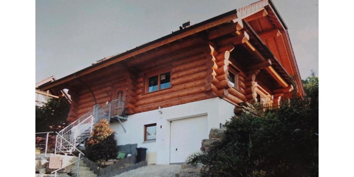 Lichtdurchflutetes Holzstammhaus provisionsfrei in 74743 Seckach 7 zimmer