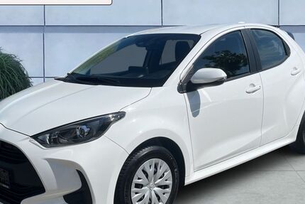 Toyota Yaris 12.944 km 18.750 &euro; Landshut 84030