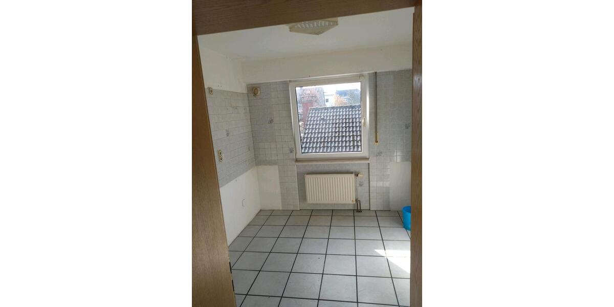 Etagenwohnung Wickede (Ruhr) - 4 Zimmer, 105 m&sup2;, 750&euro; | Angebot:25417013