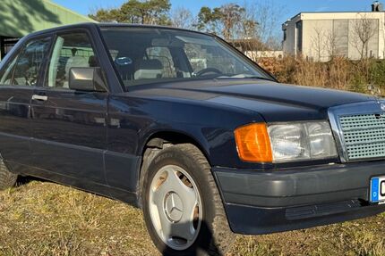 Mercedes-Benz 190 172.674 km 4.250 &euro; Winsen Aller 29308
