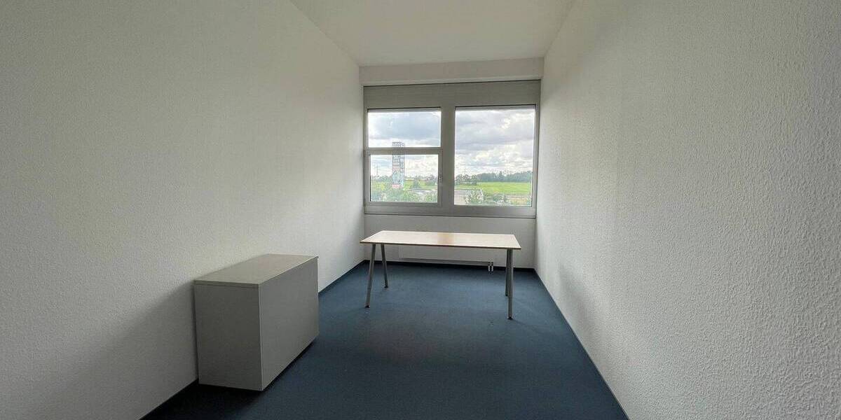 Gewerbeobjekt Schkeuditz Dölzig - 1 Zimmer, 432 m&sup2;, 3.024&euro; | Angebot:25999370