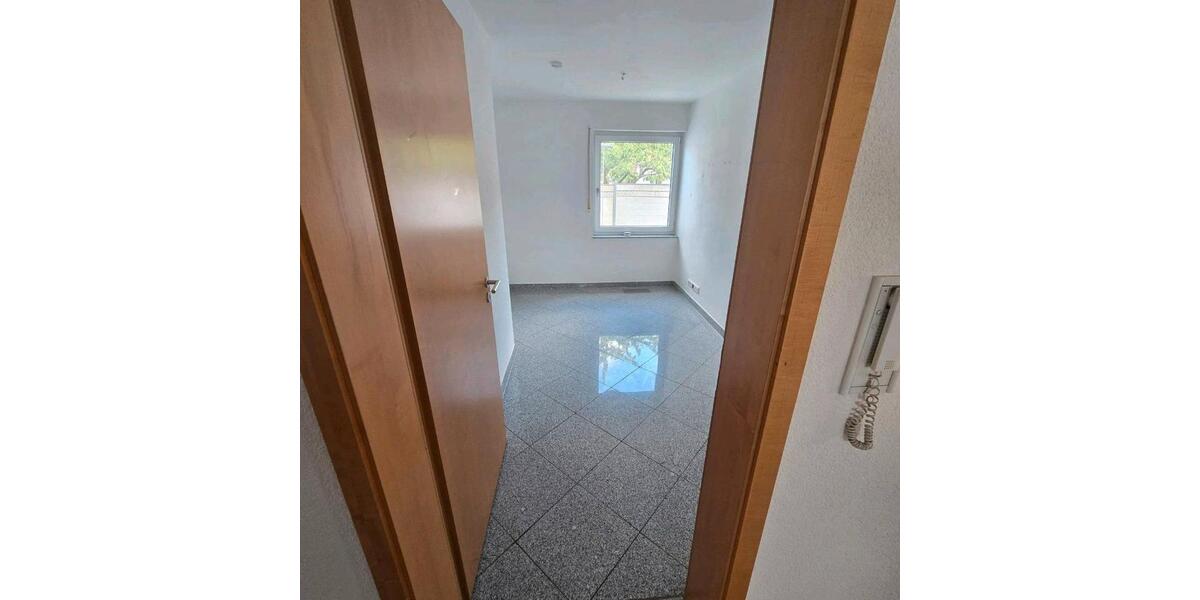 Erdgeschoßwohnung Plüderhausen - 4 Zimmer, 94 m&sup2;, 370.000&euro; | Angebot:26994523
