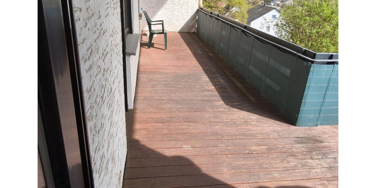 Erdgeschoßwohnung Wachtberg - 4 Zimmer, 130 m&sup2;, 1.350&euro; | Angebot:26374125