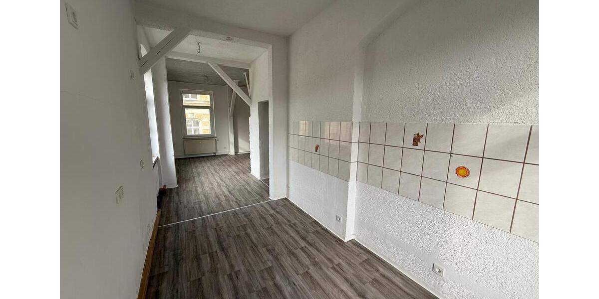 Etagenwohnung Greiz - 4 Zimmer, 115 m&sup2;, 650&euro; | Angebot:25887625