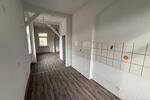 Etagenwohnung Greiz - 4 Zimmer, 115 m&sup2;, 650&euro; | Angebot:25887625