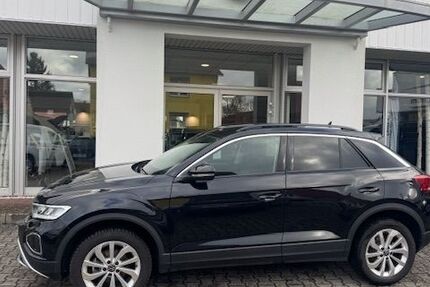 VW T-Roc 16.192 km 24.700 &euro; Woldegk 17348