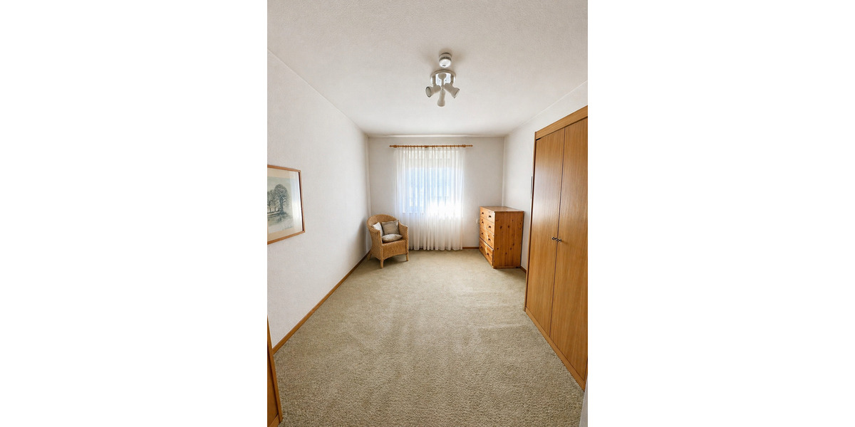 Mehrfamilienhaus, Wohnhaus Filderstadt Bernhausen - 9 Zimmer, 196 m&sup2;, 795.000&euro; | Angebot:26474972