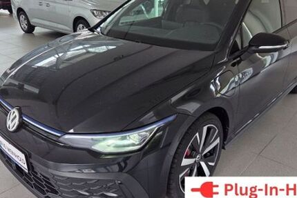 VW Golf 2.500 km 41.590 € Chemnitz 09116