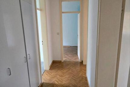 HÖXTER 3 Zimmer mit Balkon