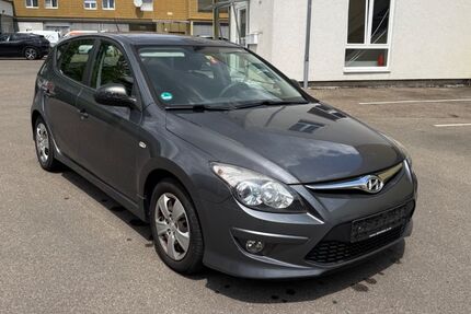 Hyundai i30 116.000 km 1.999 &euro; Möglingen 71696