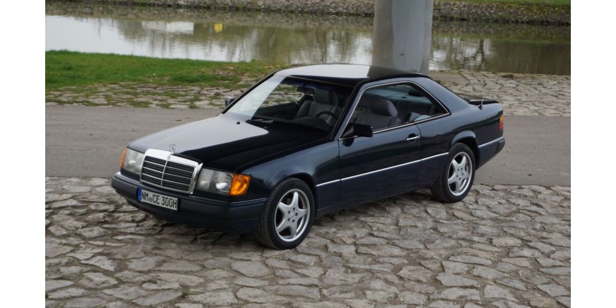 Mercedes-Benz E 300 241.000 km 12.900 &euro; Postbauer-Heng 92353