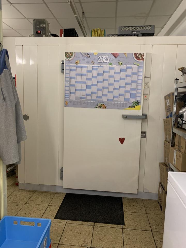 Stadtbekannter Imbiss in Helmbrechts zur Anmietung mit Option zur Betriebsübernahme zimmer