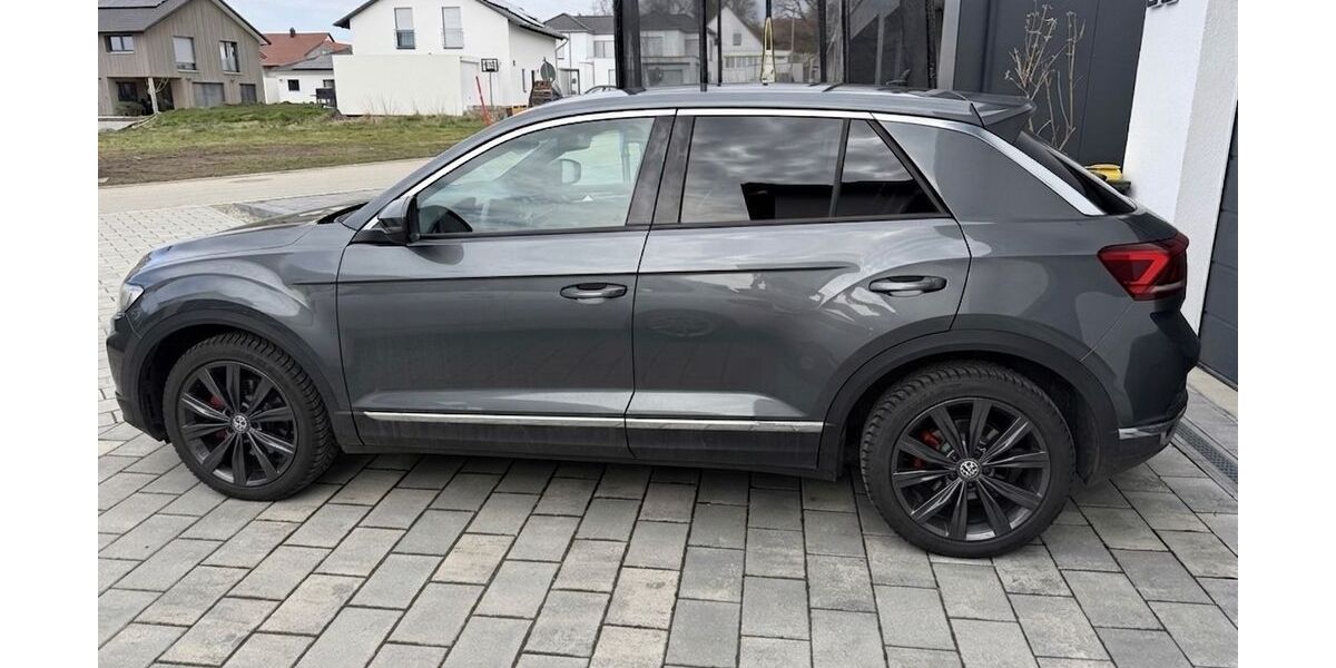 VW T-Roc 98.000 km 14.999 &euro; Bad Wurzach 88410