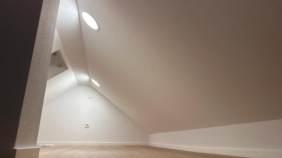 3 Zimmer Dachgeschoss - Wohnung 3 zimmer