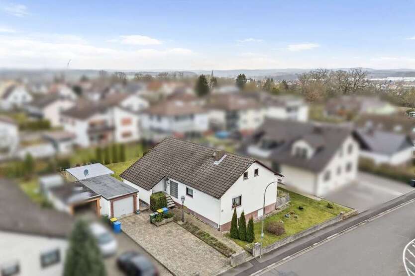 Haus zum Kaufen in Hungen 329.000 € 119 m²