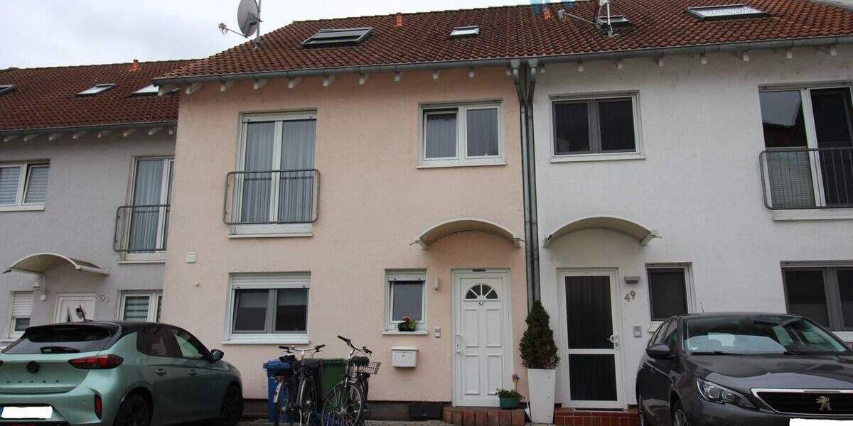 Reihenmittelhaus Bischofsheim - 6 Zimmer, 156 m&sup2;, 580.000&euro; | Angebot:23882145