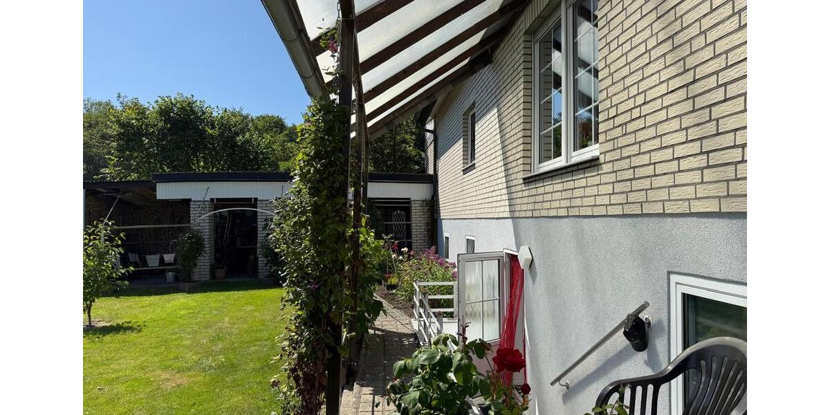 Einfamilienhaus Horn-Bad Meinberg Bad Meinberg - 11 Zimmer, 216 m&sup2;, 499.000&euro; | Angebot:26865468