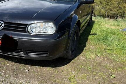 VW Golf 225.000 km 1.399 &euro; Freudenberg 57258