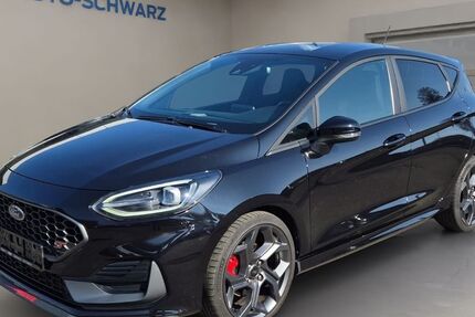 Ford Fiesta 52.761 km 22.400 &euro; Dillenburg 35683