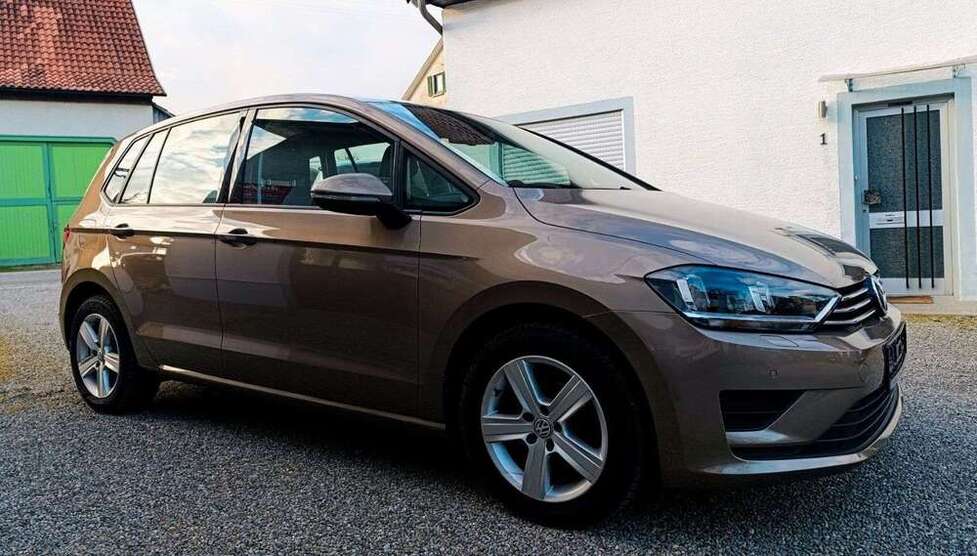 VW Golf Sportsvan VII Comfortline Automatik 72.144 km 14.500 € Wald-Glashütte 88639