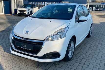 Peugeot 208 24.100 km 9.450 &euro; Papenburg 26871