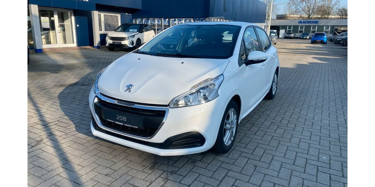 Peugeot 208 24.100 km 9.450 &euro; Papenburg 26871