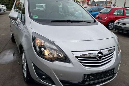Opel Meriva 110.000 km 4.999 € Paderborn 33100